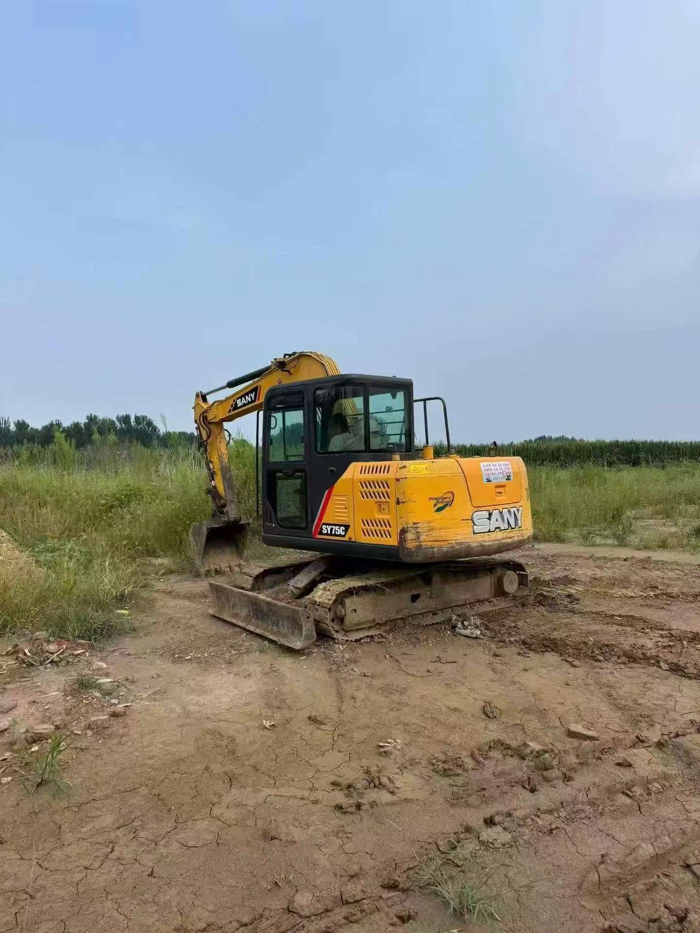 Buy Sany SY65C Used Excavator / 9