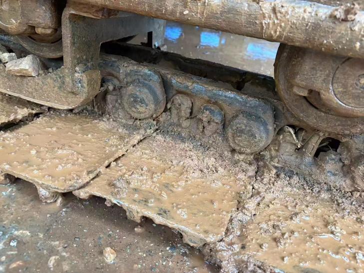 Buy Sumitomo SH200 Used Excavator / 1