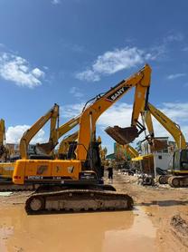 Buy Sany SY215C-8 Used Excavator / 2 Buy Sany SY215C-8 Used Excavator / 2