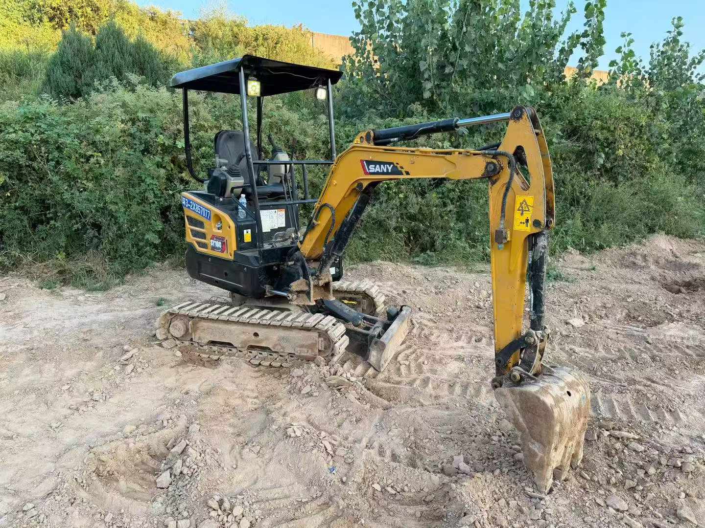 Buy Sany SY16C Used Excavator / 2