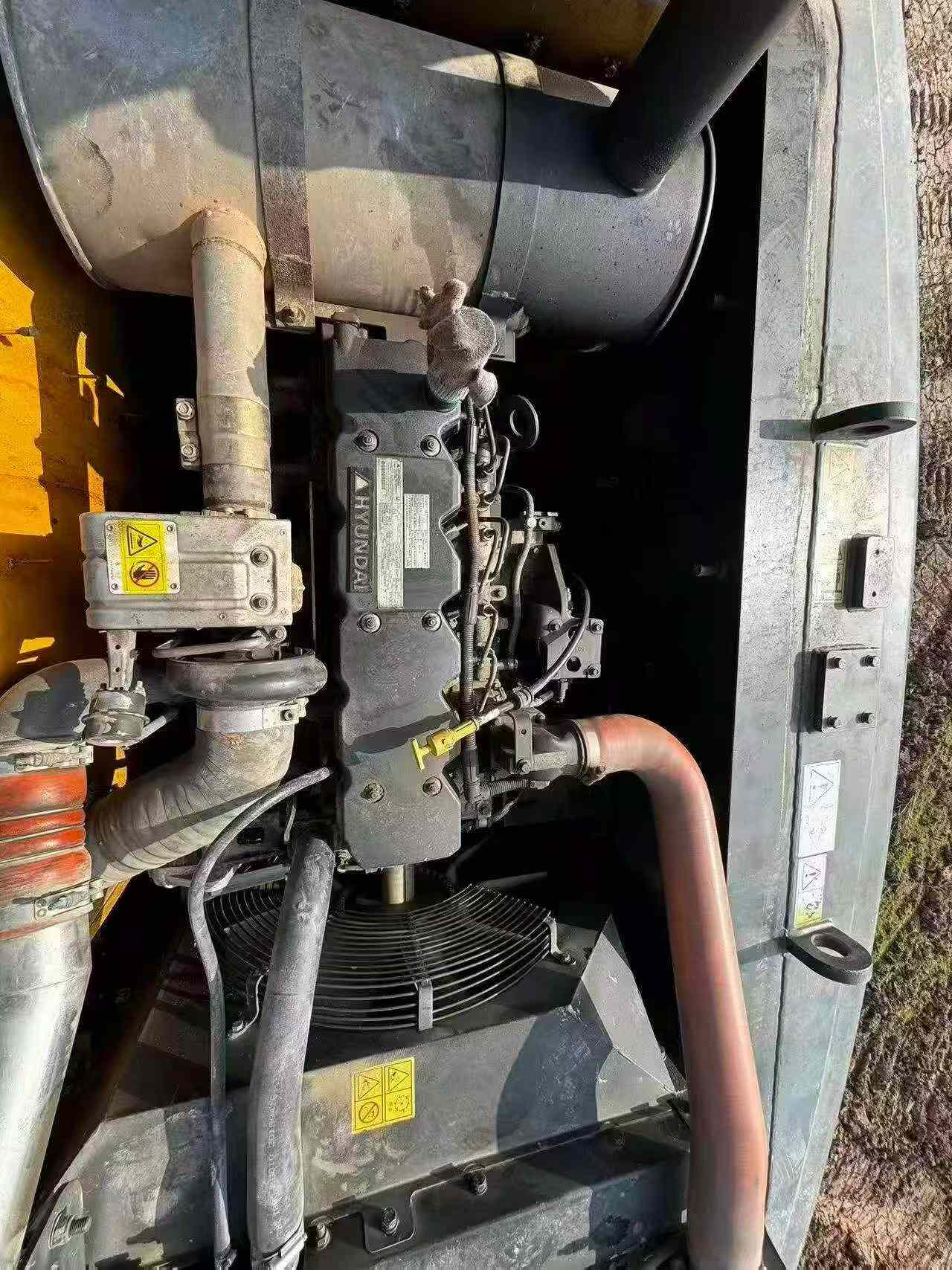 Buy Hyundai R225-7 Used Excavator / 7