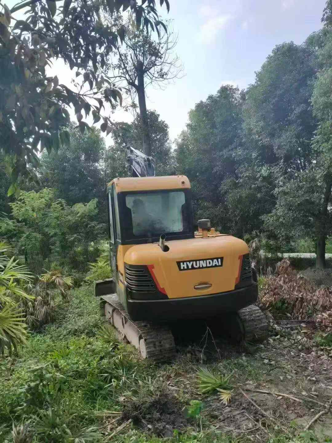 Buy Hyundai HX60 Used Excavator / 6