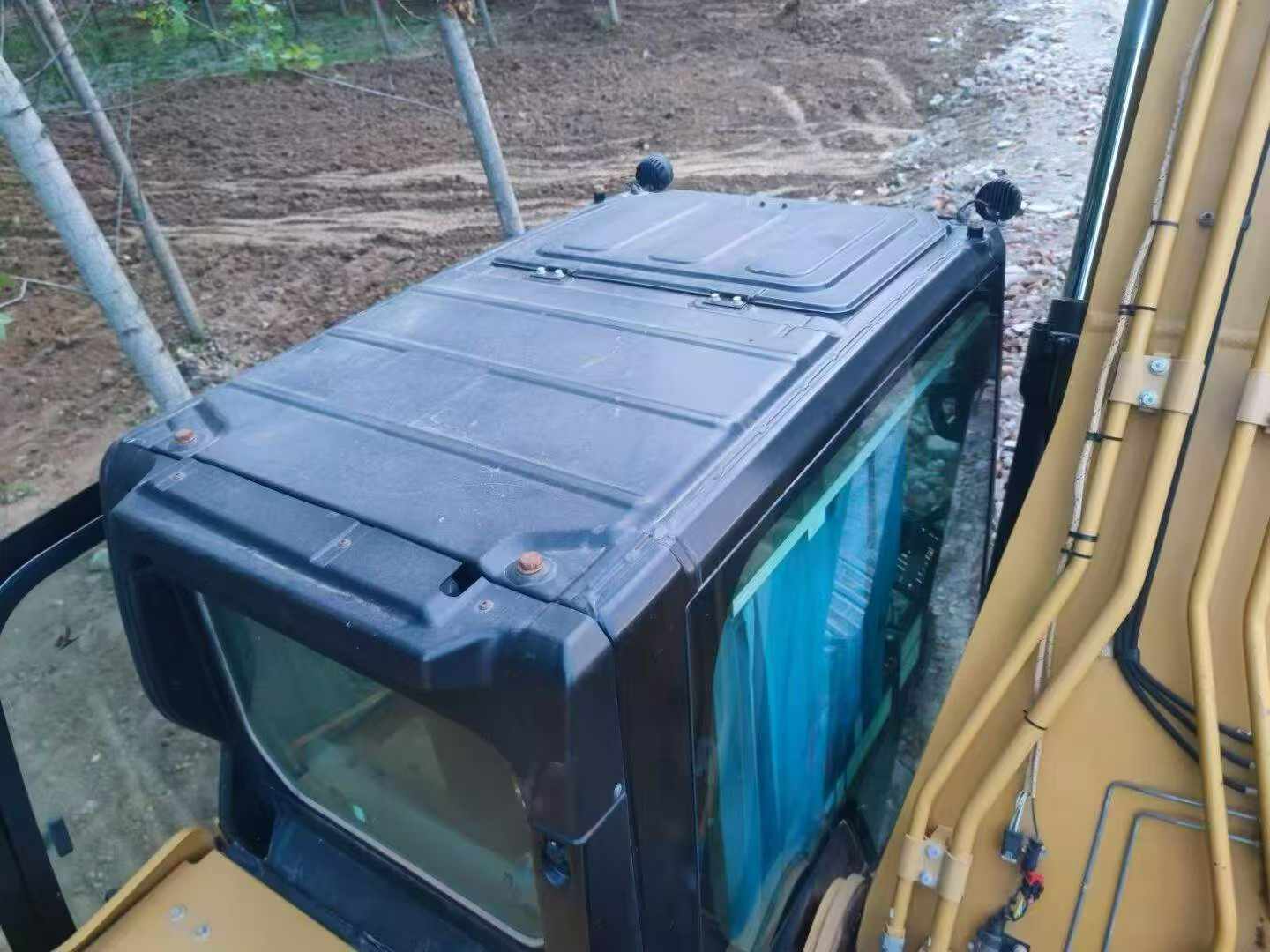 Buy Caterpillar 323 Used Excavator / 6