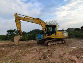 Buy Komatsu PC200-8 Used Excavator / 5 Buy Komatsu PC200-8 Used Excavator / 5