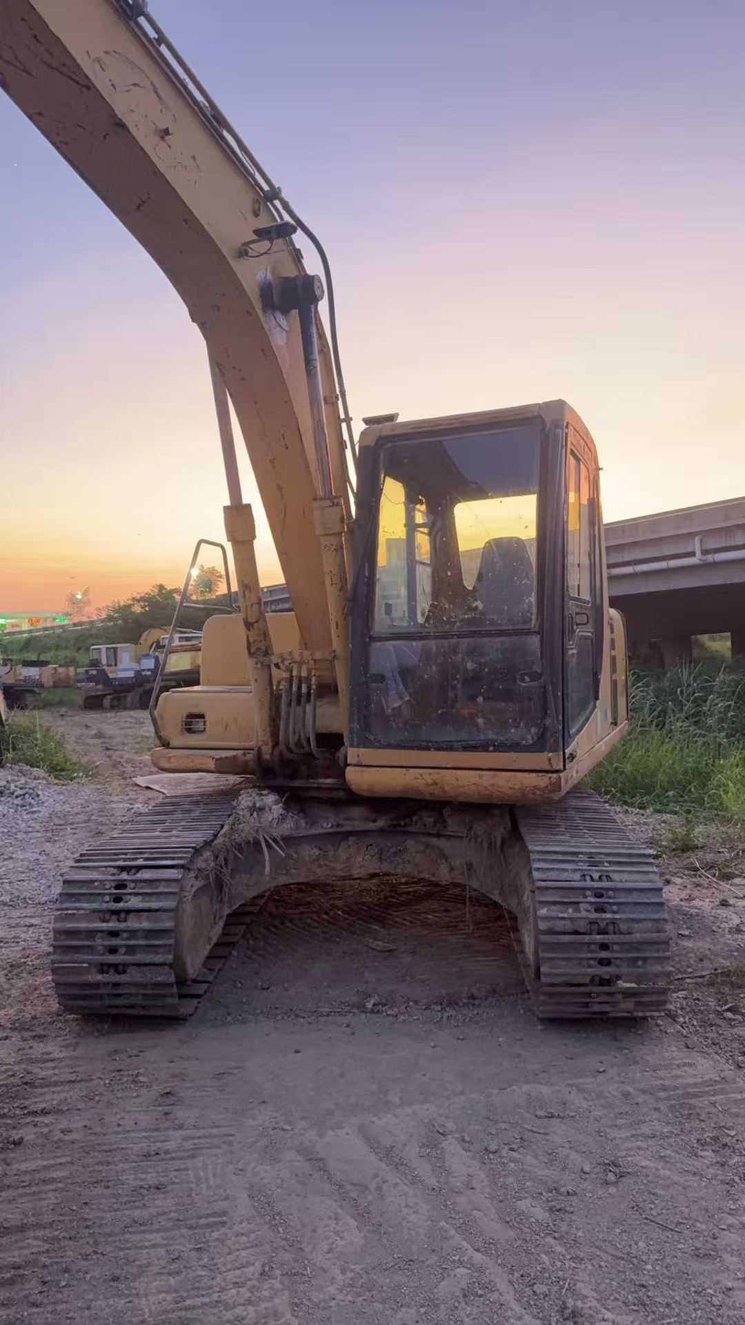 Buy Komatsu PC100-6 Used Excavator / 2