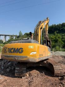 Buy XCMG XE200DA Used Excavator / 2 Buy XCMG XE200DA Used Excavator / 2