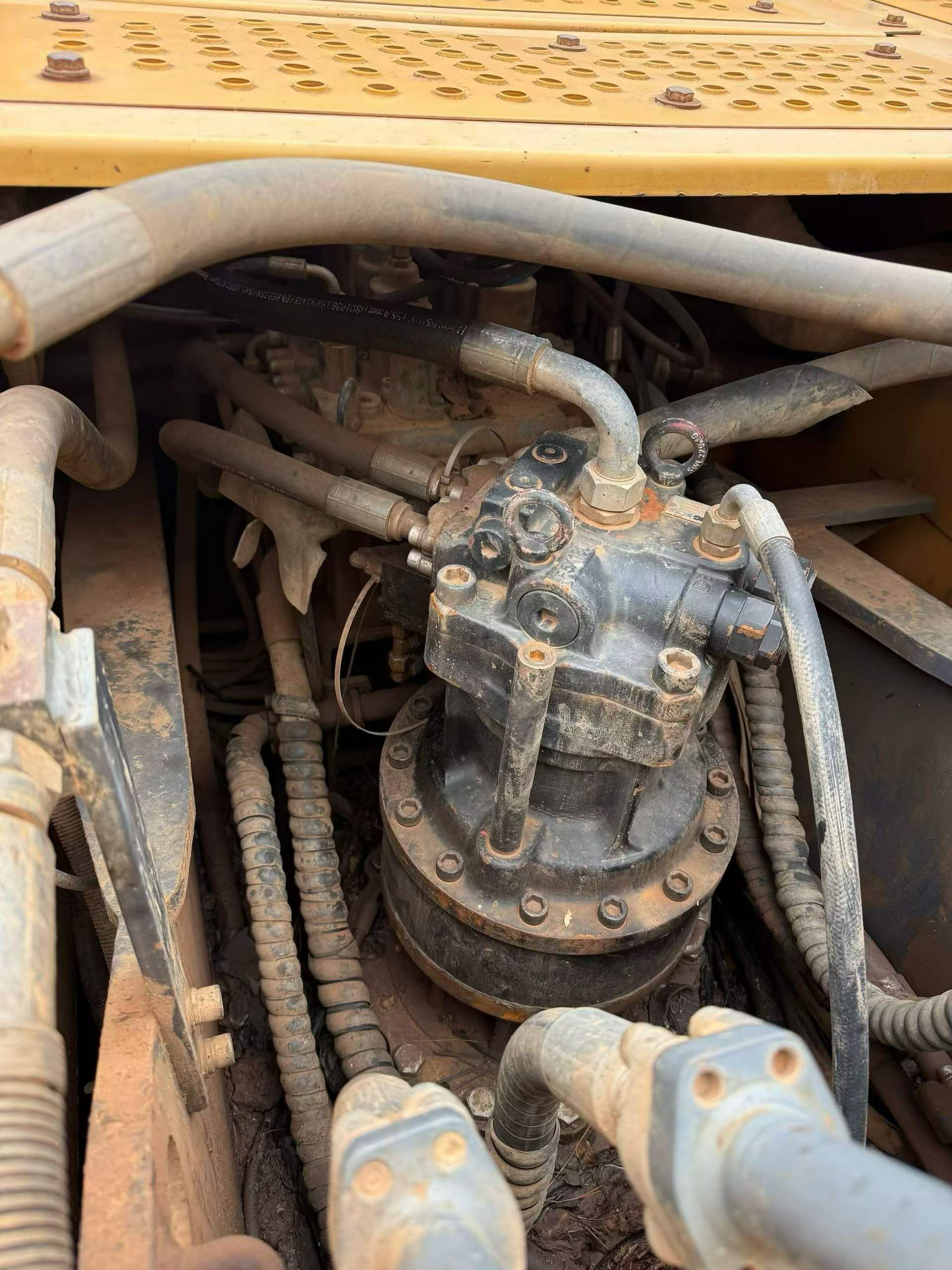 Buy XCMG XE200DA Used Excavator / 7