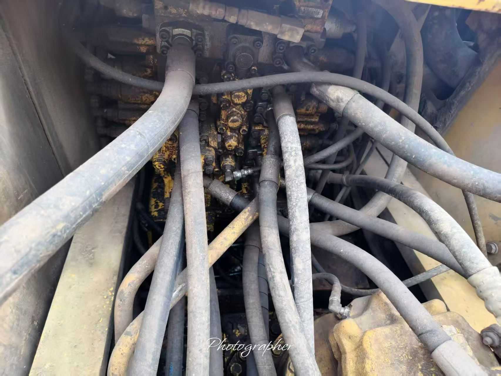 Buy Komatsu PC240-6 Used Excavator / 4
