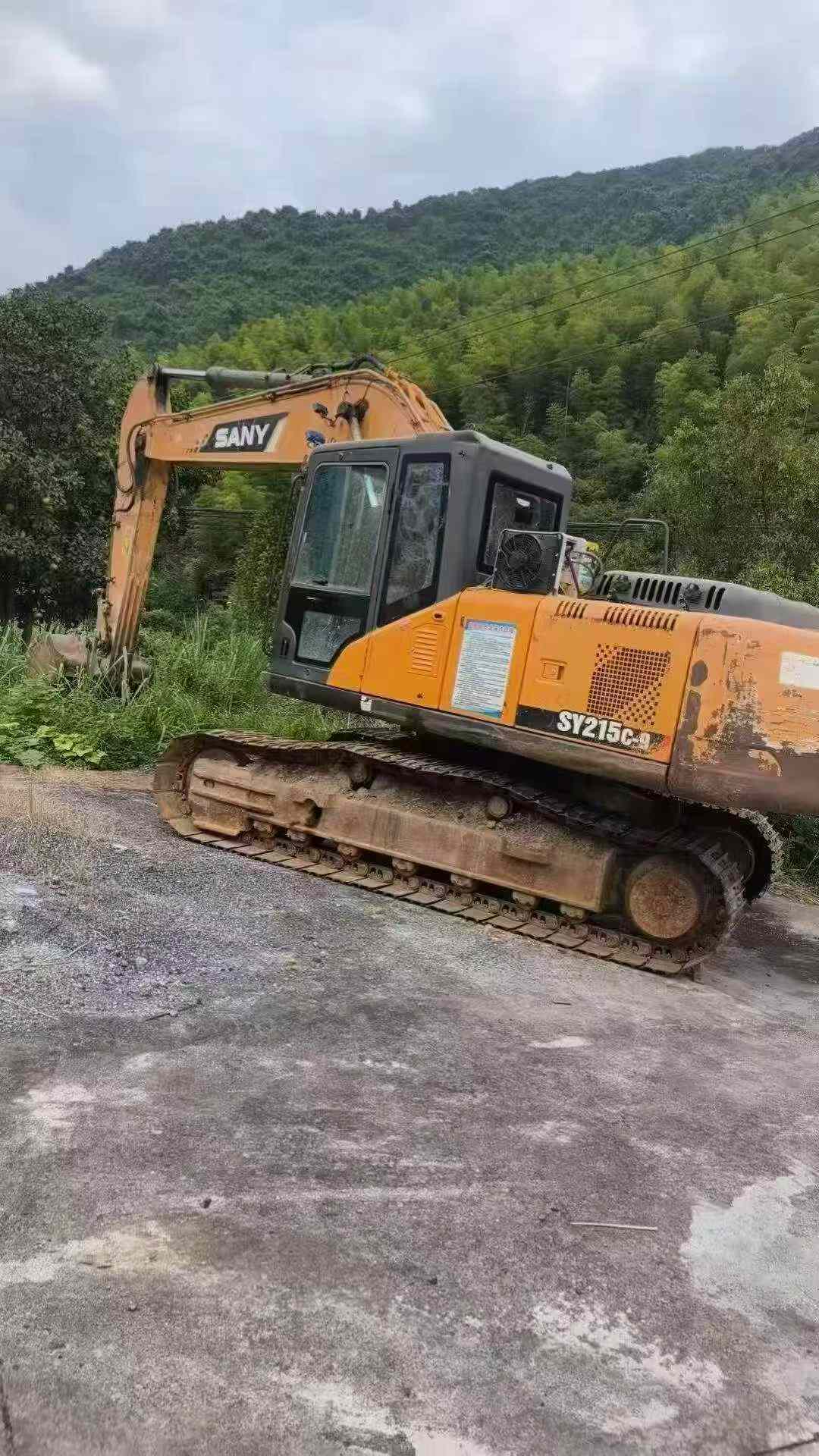Buy Sany SY195C Used Excavator / 4