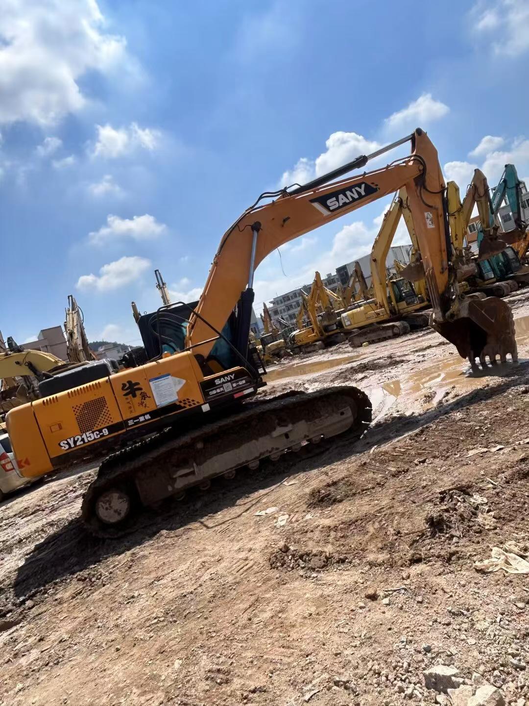 Buy Sany SY215C Used Excavator / 2