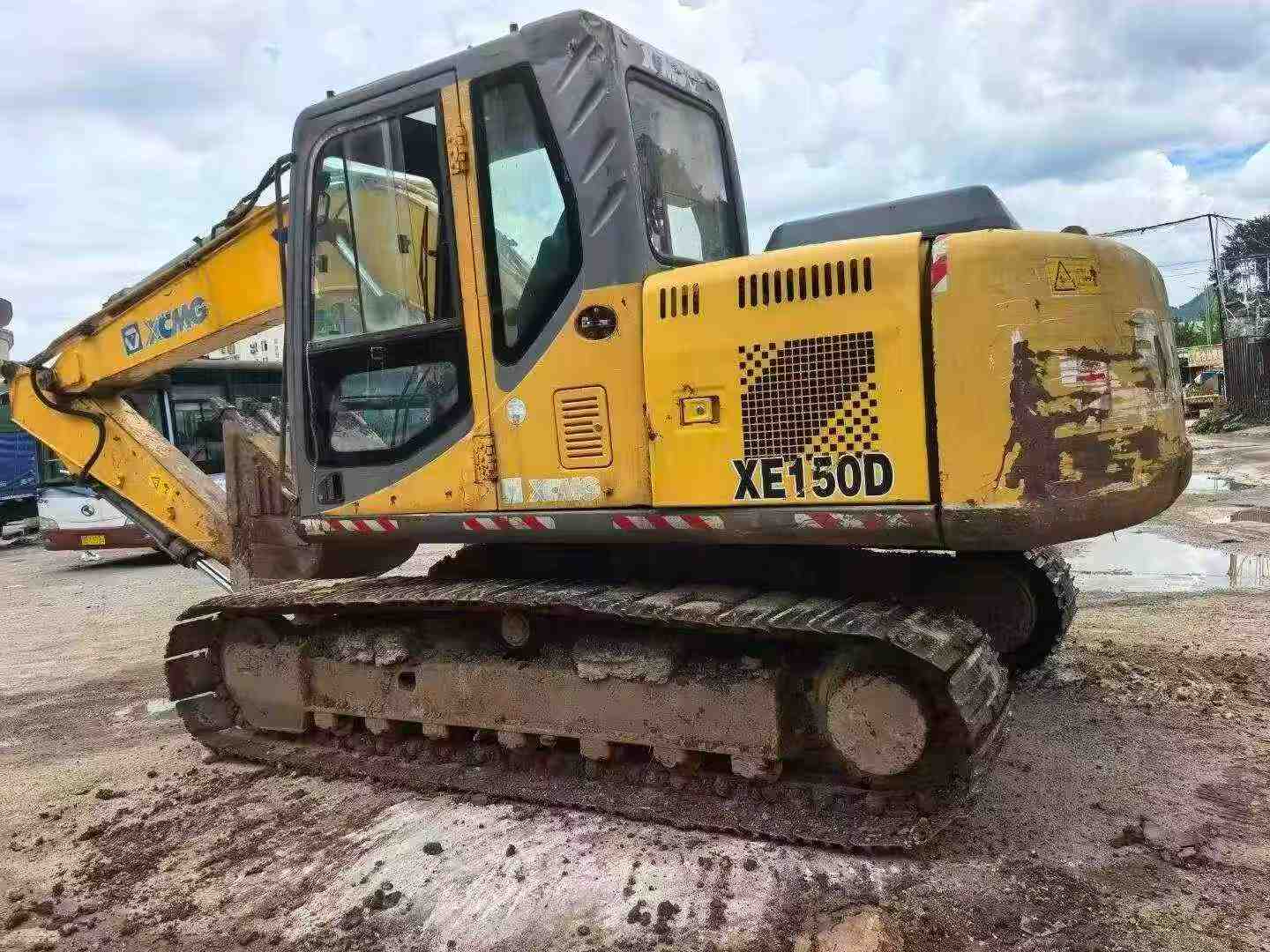 Buy XCMG XE150 Used Excavator / 3