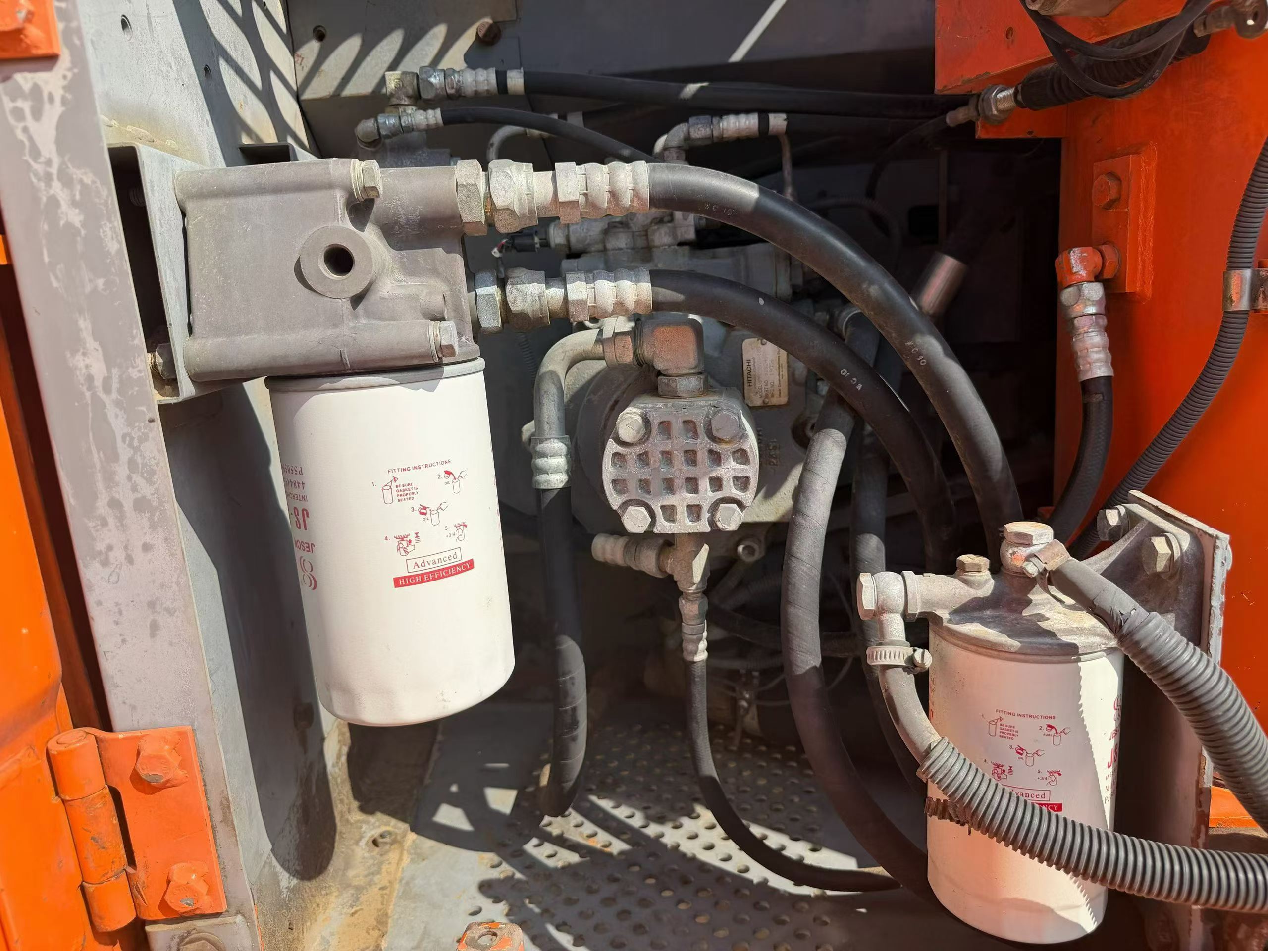 Buy Hitachi EX130H-5 Used Excavator / 8