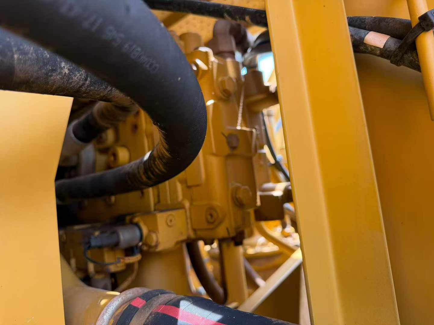 Buy Caterpillar 320GC Used Excavator / 9