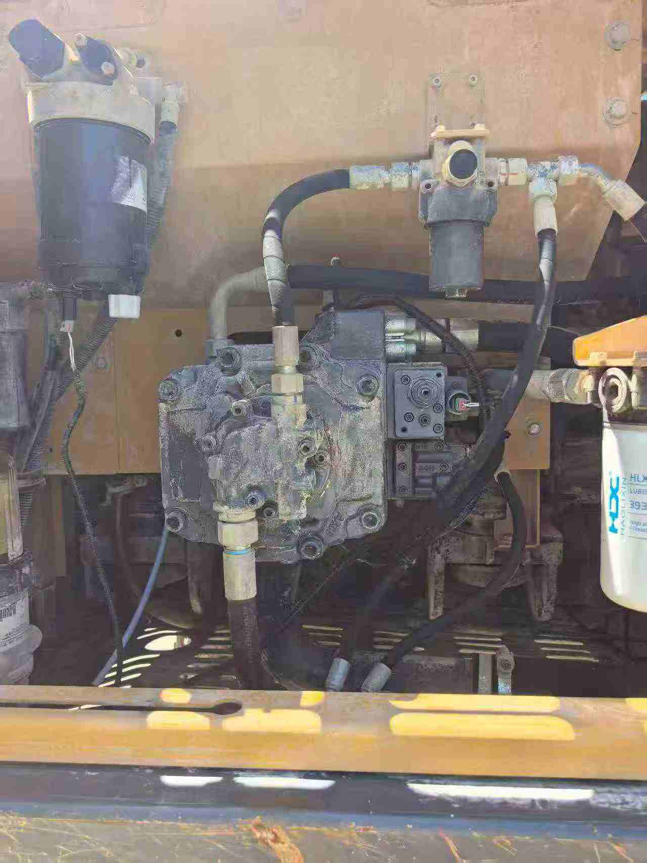 Buy XCMG XE205DA Used Excavator / 5