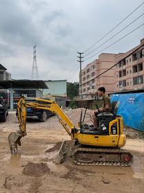 Buy Komatsu PC30MR-3 Used Excavator / 3 Buy Komatsu PC30MR-3 Used Excavator / 3
