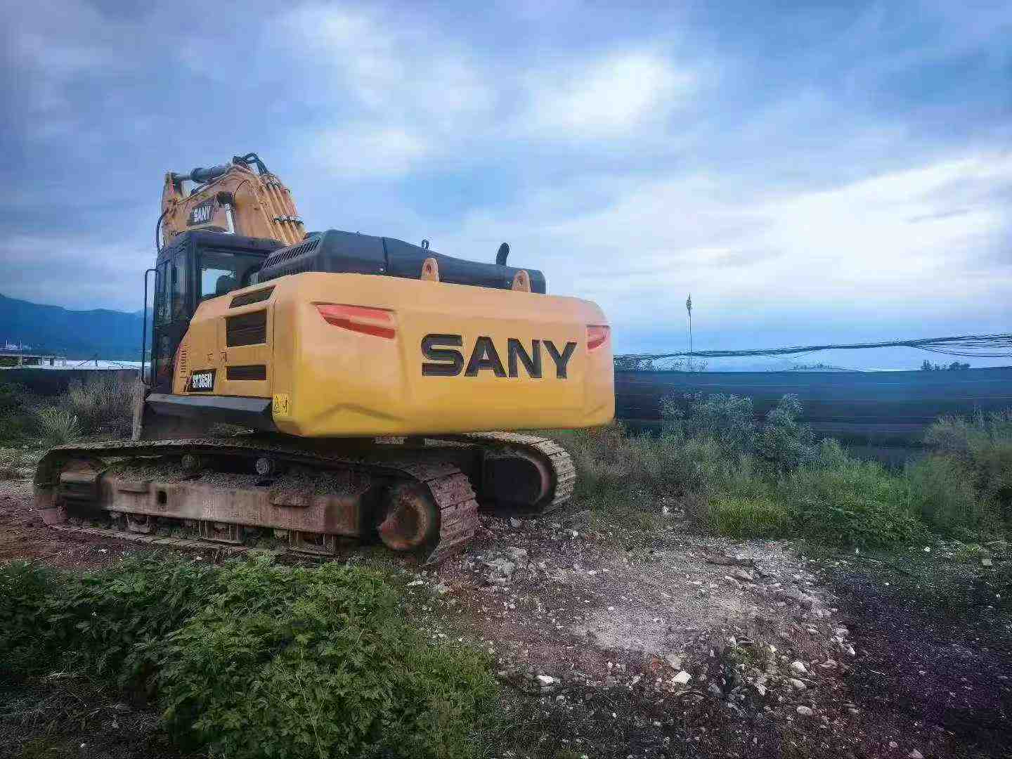 Buy Sany SY365H Used Excavator / 4