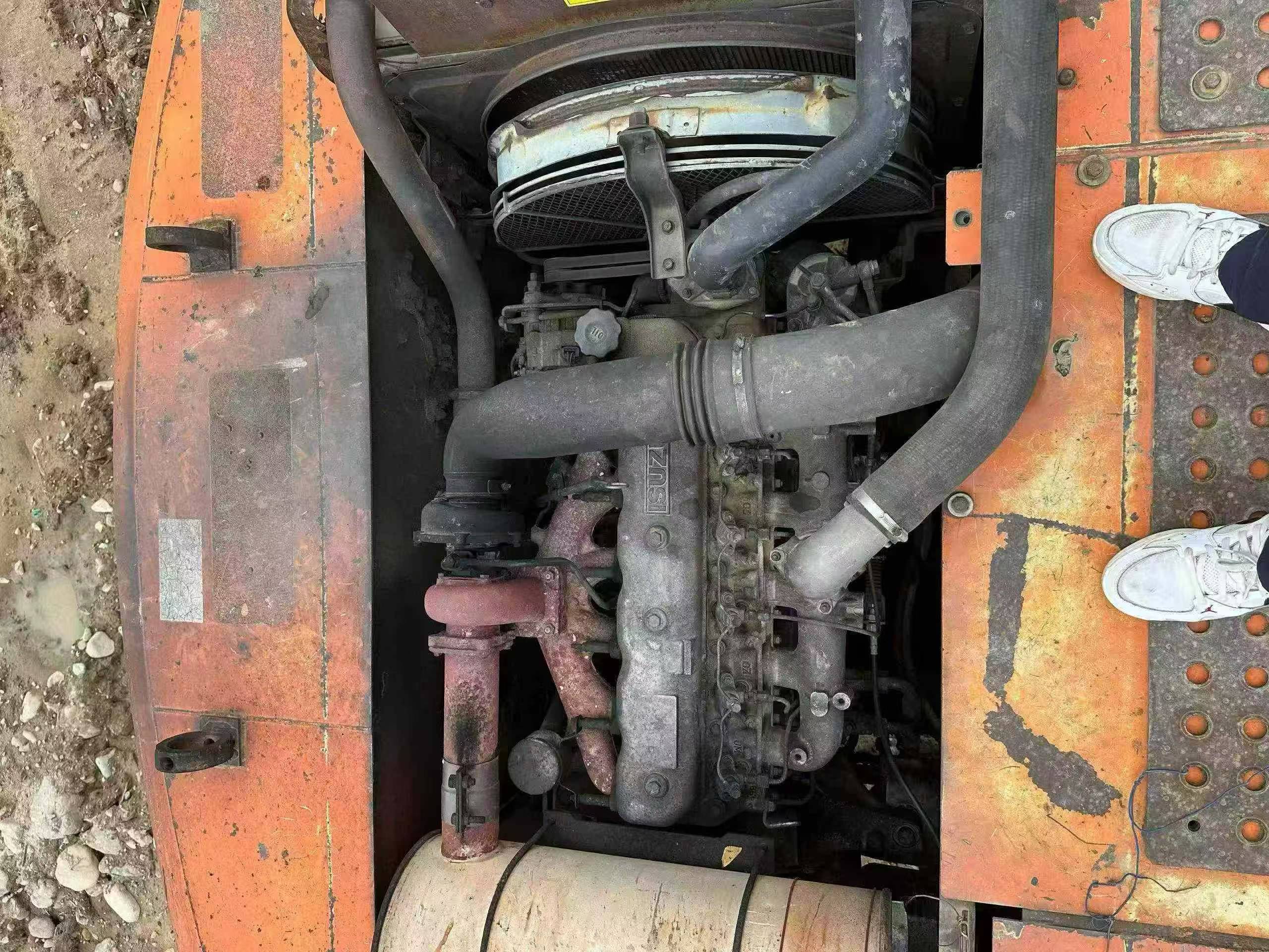 Buy Hitachi ZX200-6 Used Excavator / 5