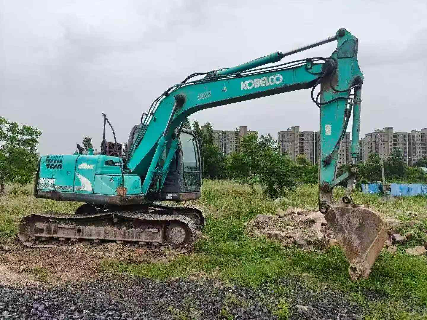 Buy Kobelco SK130 Used Excavator / 4