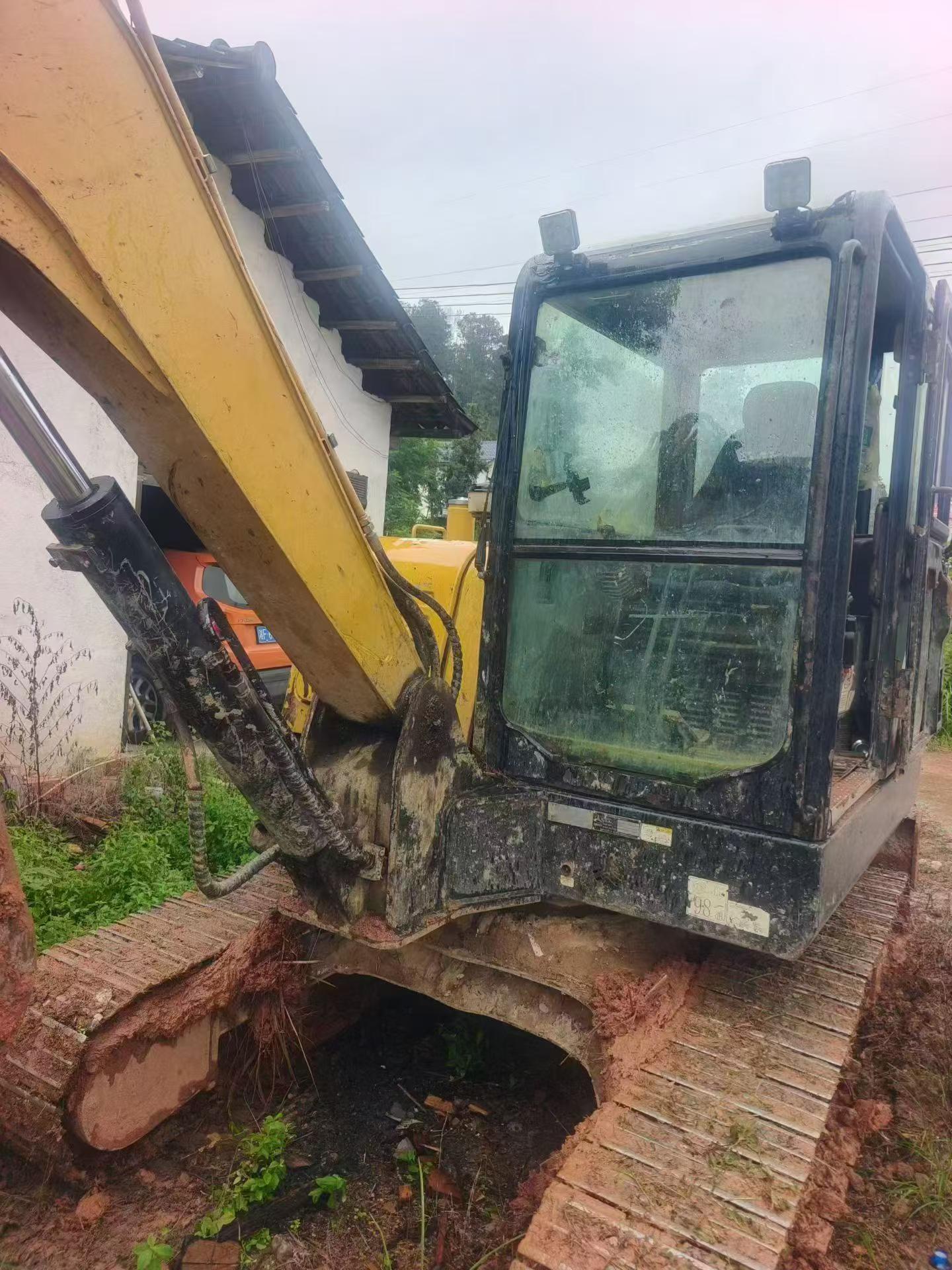 Buy Sany SY60 Used Excavator / 4