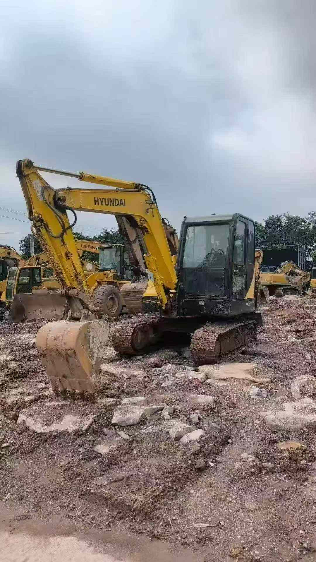 Buy Hyundai HX60 Used Excavator / 3