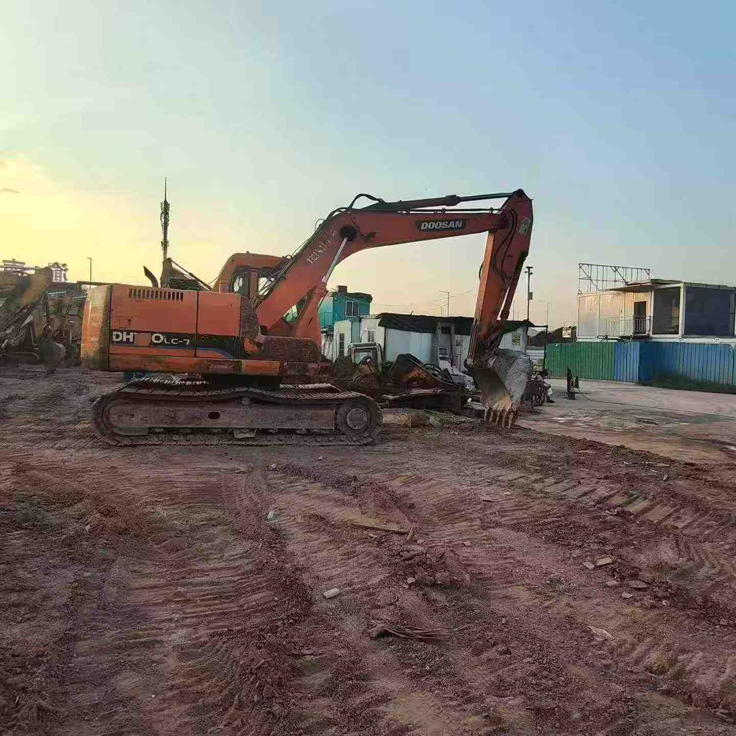 Buy Doosan DH150 Used Excavator / 5