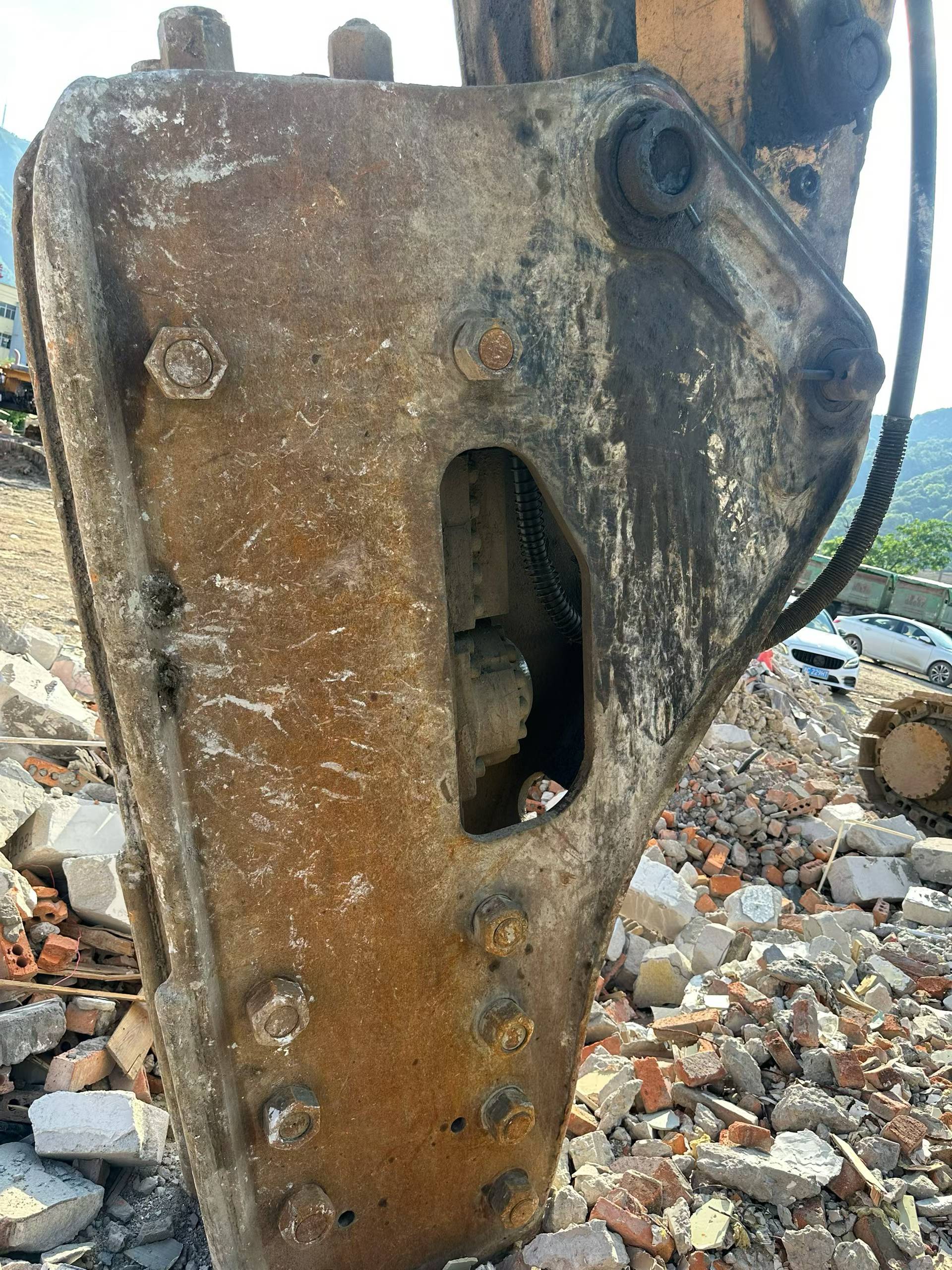 Buy Sany SY550H Used Excavator / 2