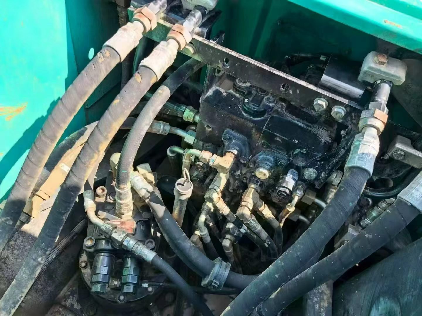 Buy Kobelco SK130 Used Excavator / 8