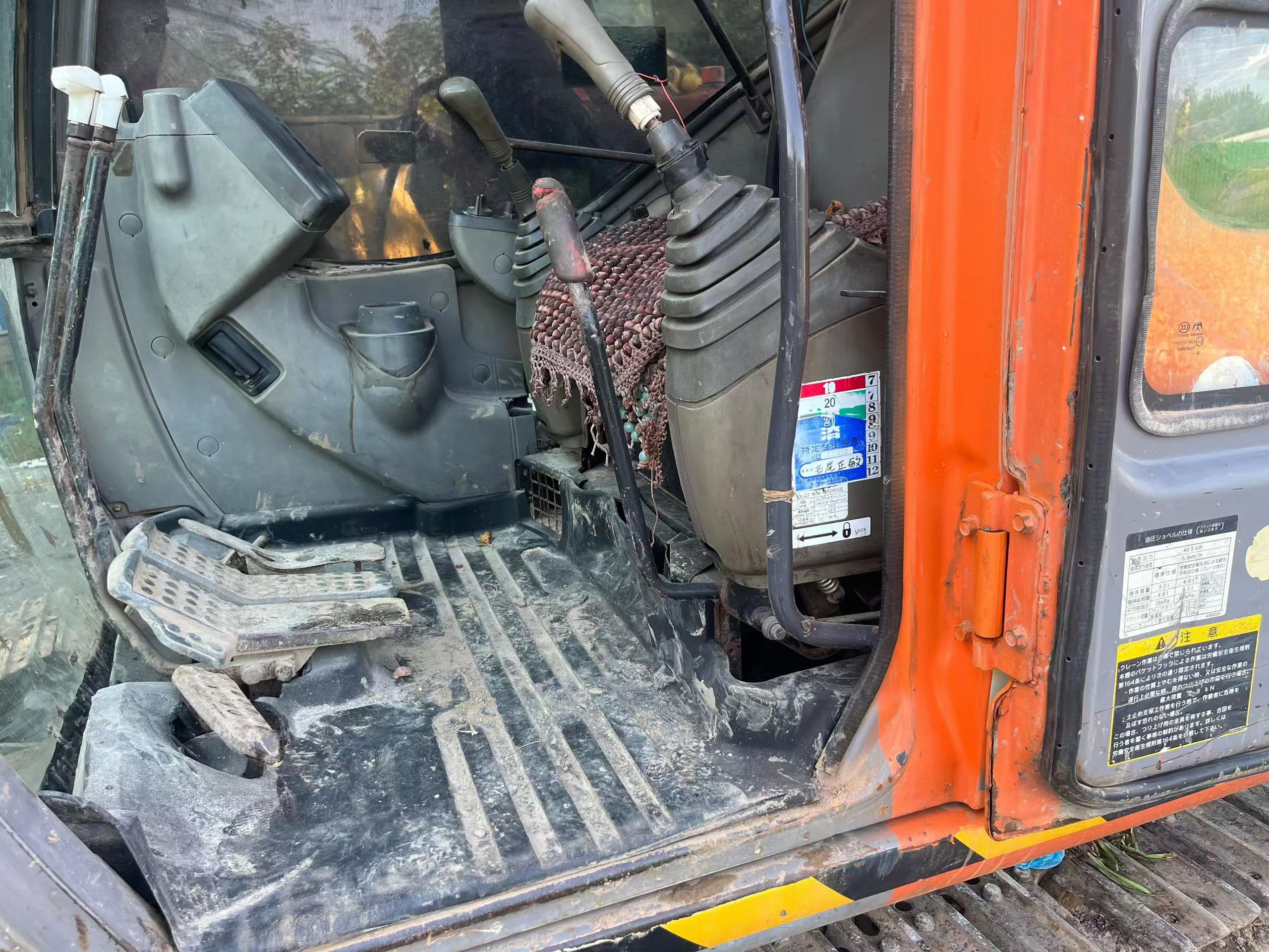 Buy Hitachi EX70 Used Excavator / 7