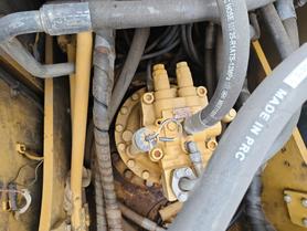 Buy Caterpillar 320D Used Excavator / 6 Buy Caterpillar 320D Used Excavator / 6