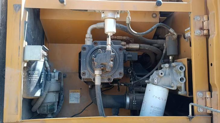 Buy Sany SY205C Used Excavator / 1
