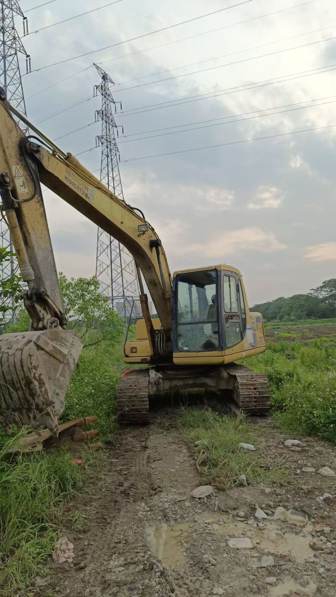 Buy Komatsu PC120-6E Used Excavator / 6