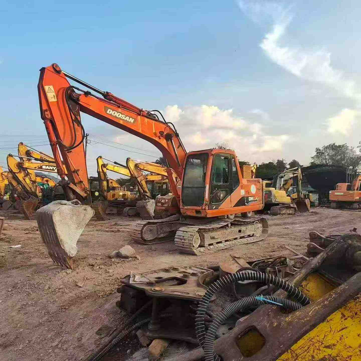 Buy Doosan DH150 Used Excavator / 2