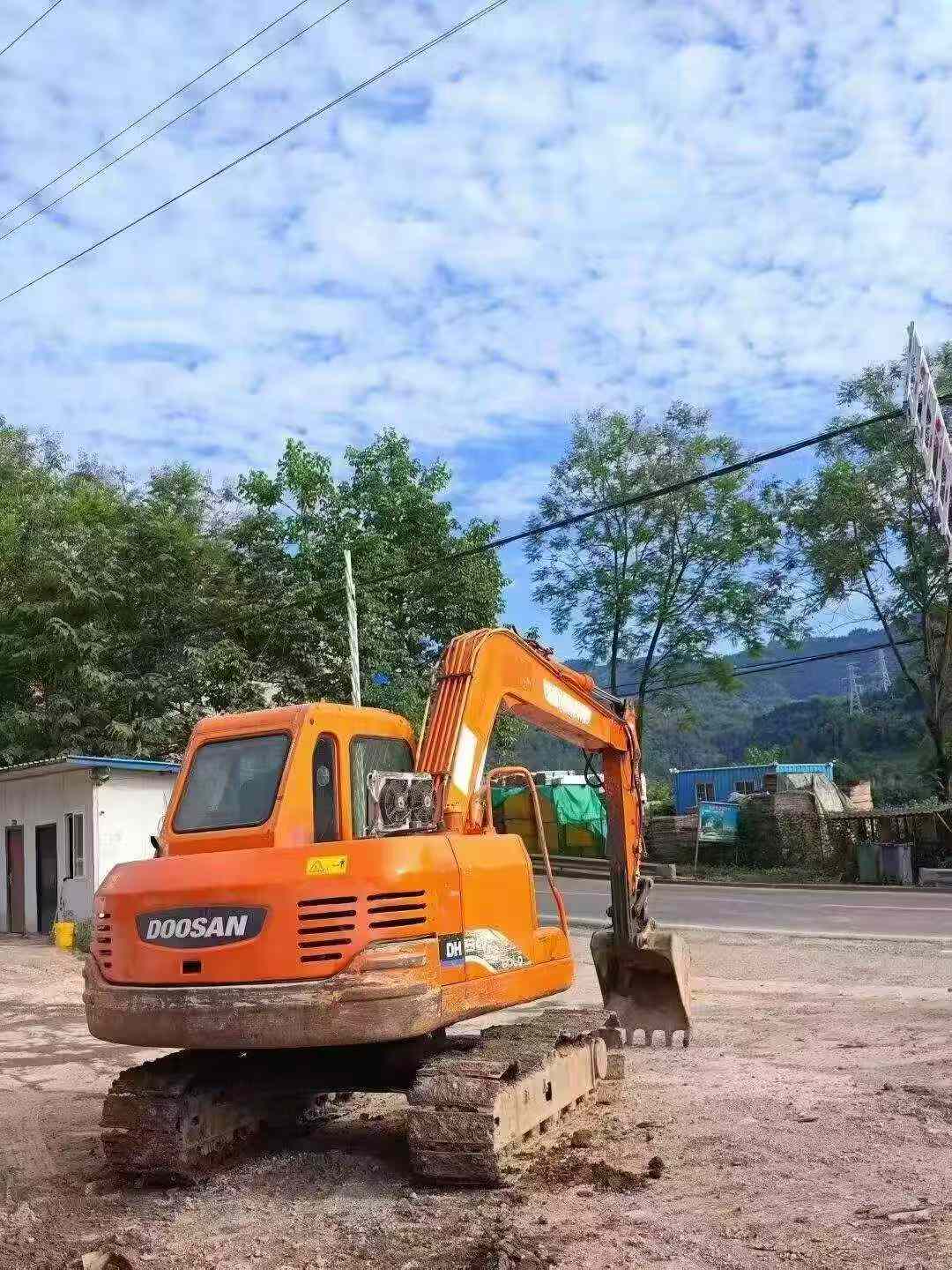 Buy Doosan DH80 Used Excavator / 9