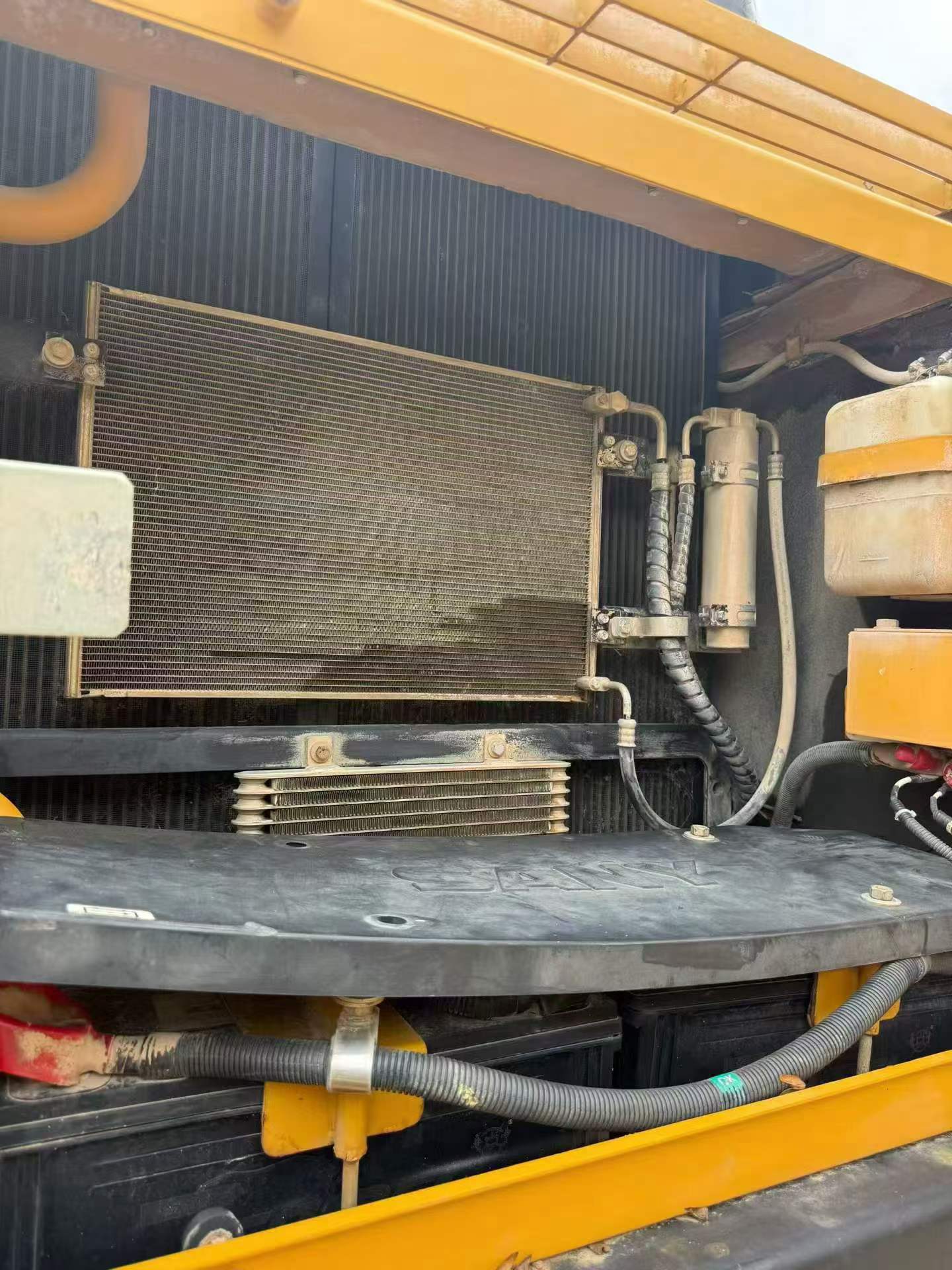 Buy Sany SY200C Used Excavator / 6