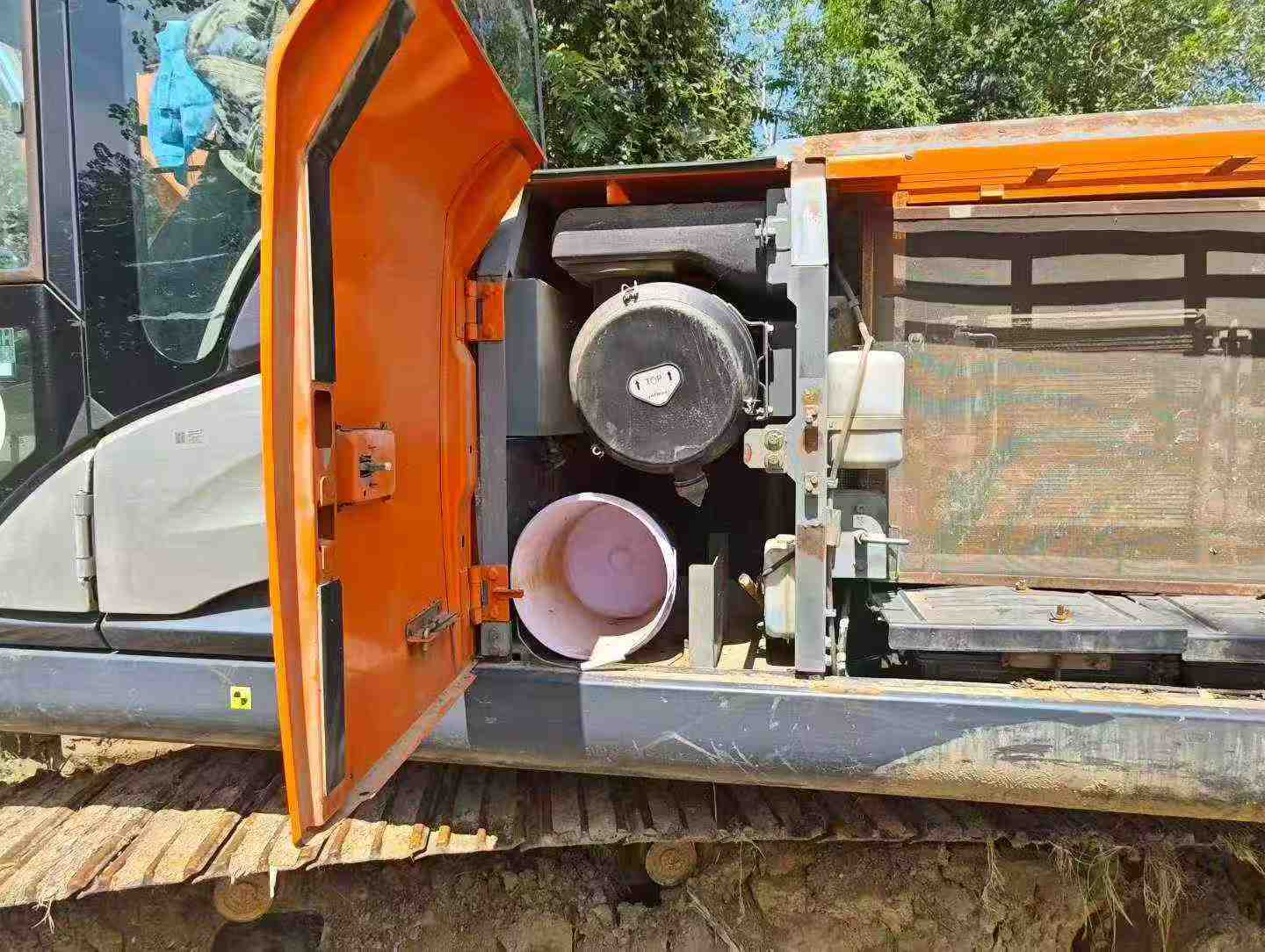 Buy Hitachi ZX200-5G Used Excavator / 5