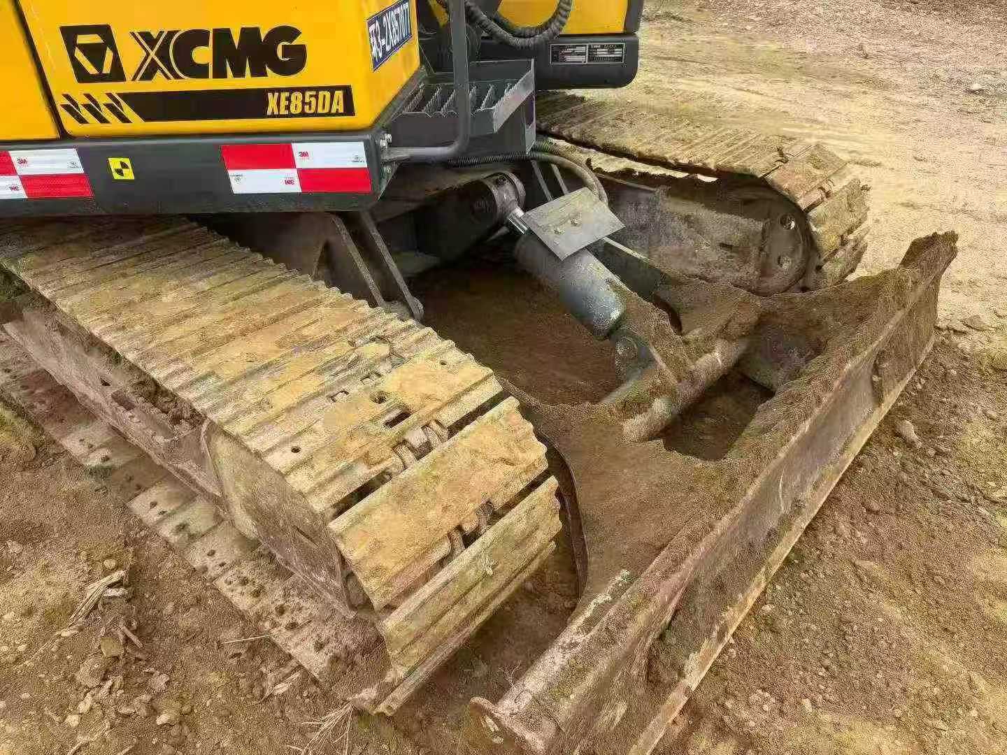Buy XCMG XE85C Used Excavator / 7