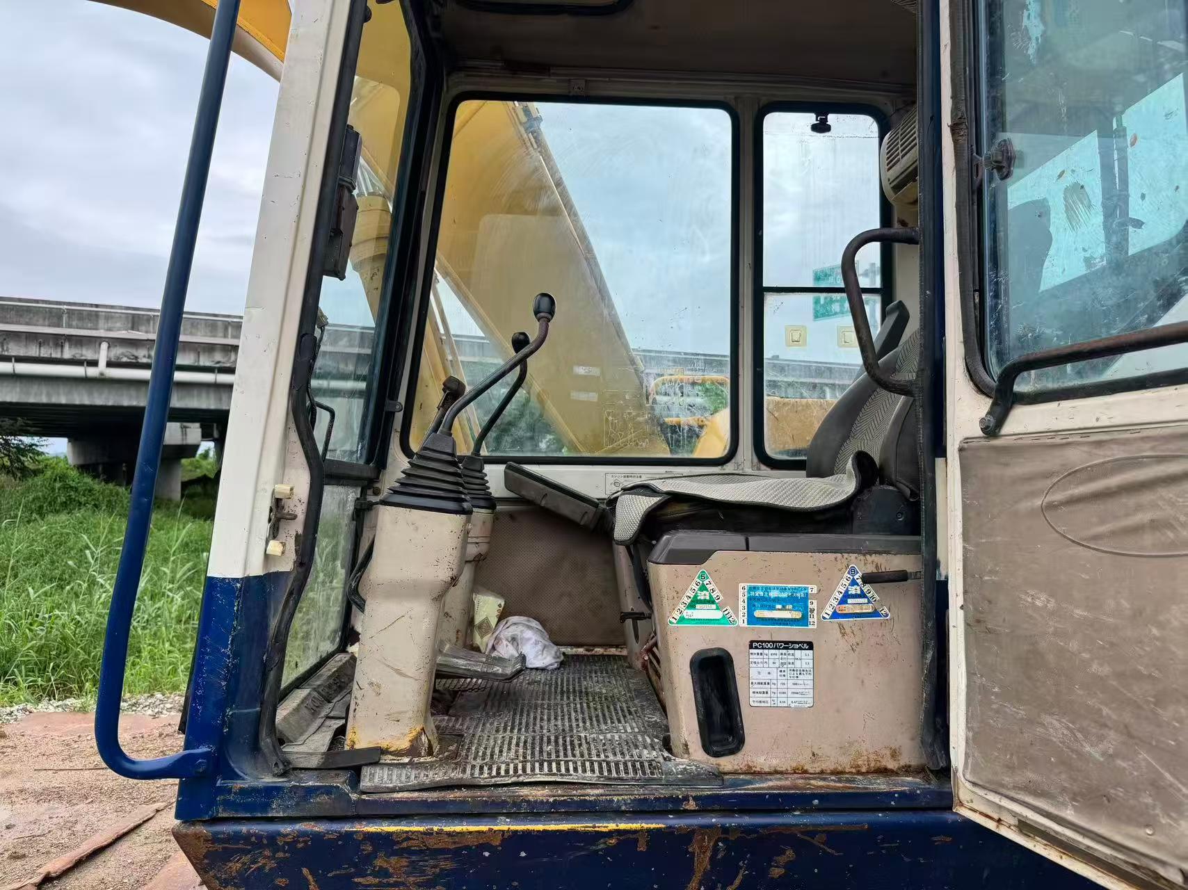 Buy Komatsu PC100-5 Used Excavator / 9