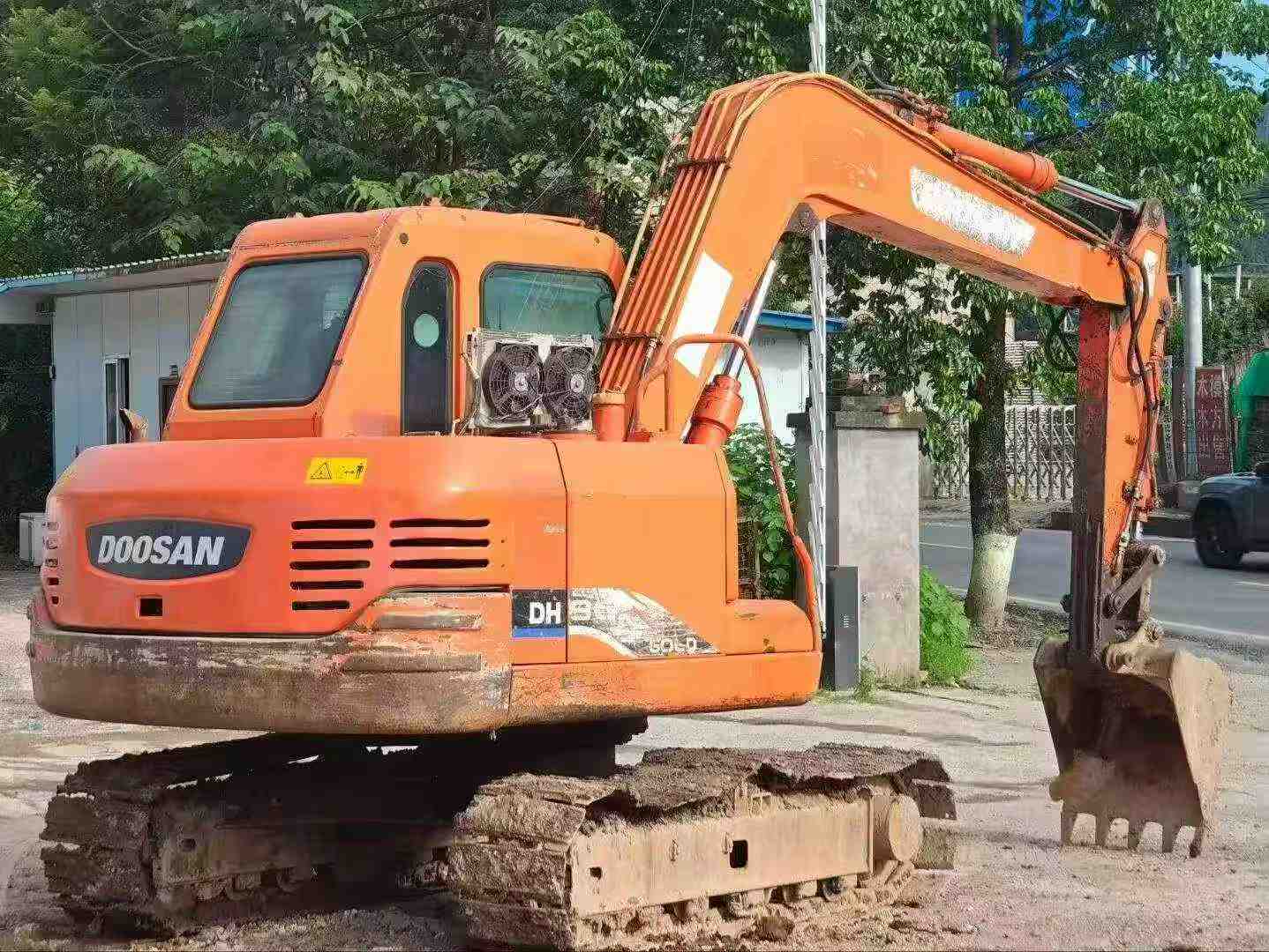Buy Doosan DH80 Used Excavator / 6