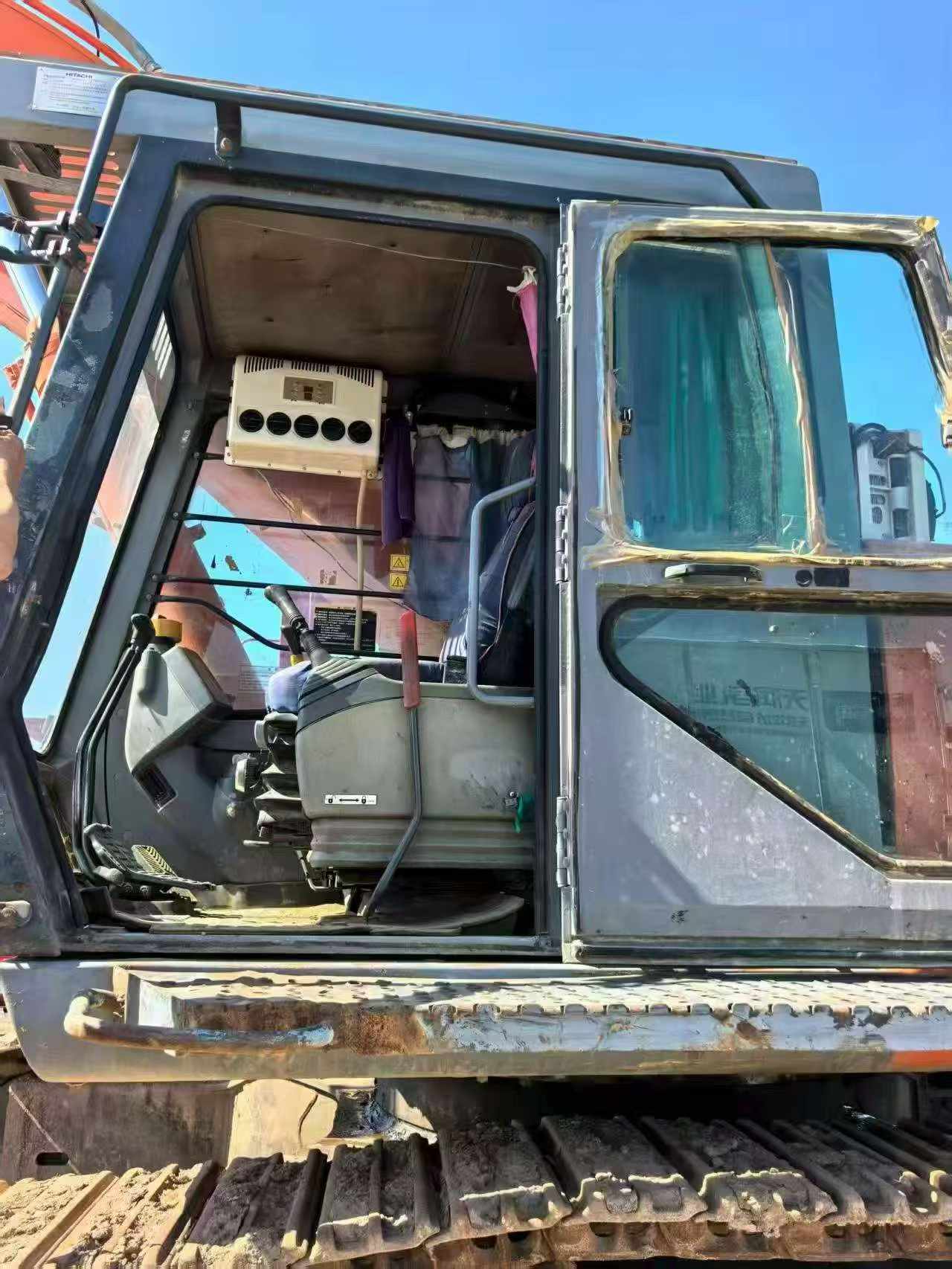 Buy Hitachi ZX450-6 Used Excavator / 9