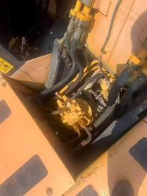 Buy Sany SY215C-8 Used Excavator / 3 Buy Sany SY215C-8 Used Excavator / 3
