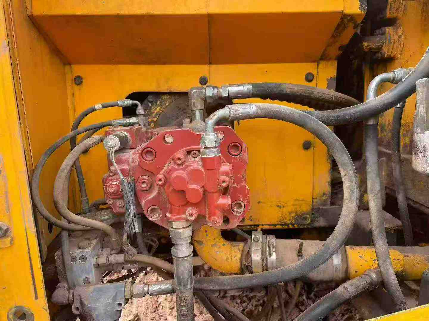 Buy Hyundai R150-7 Used Excavator / 4