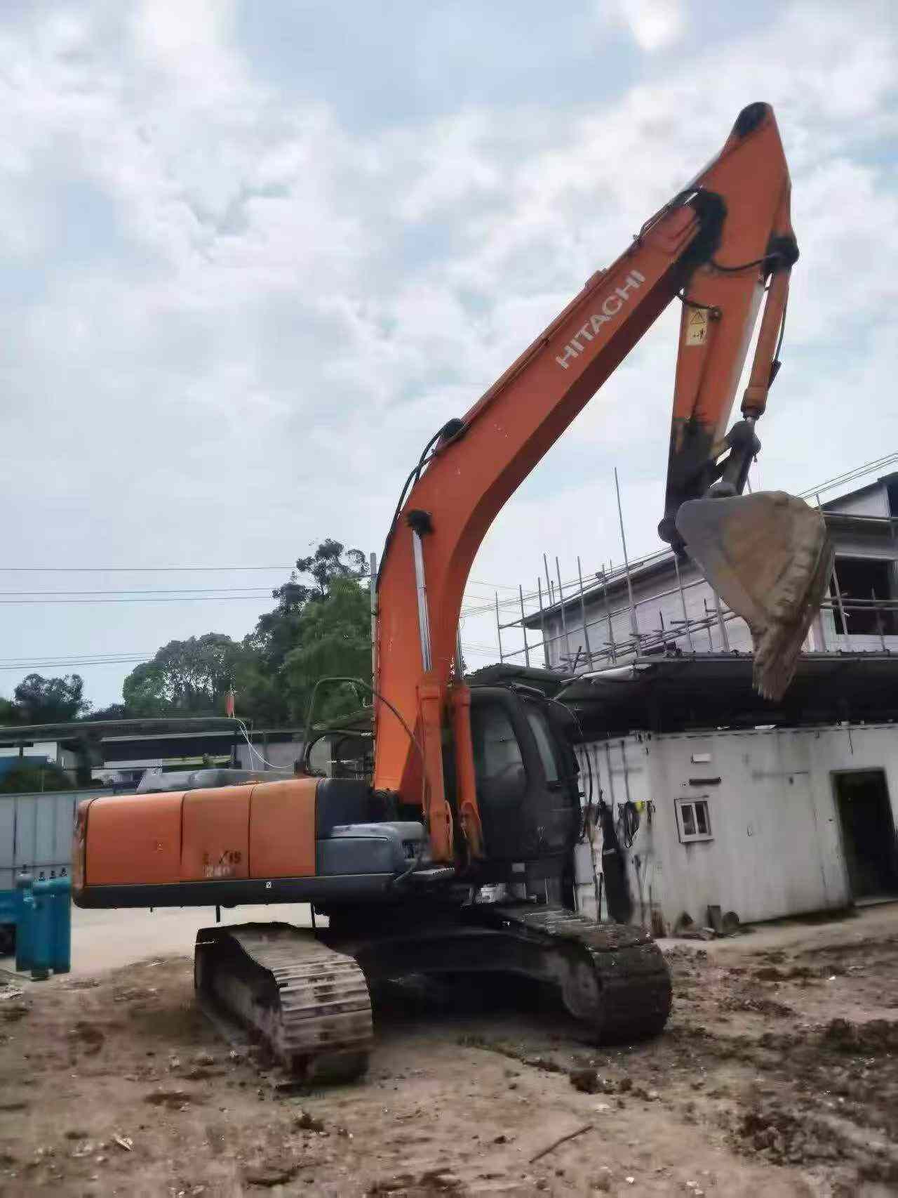 Buy Hitachi ZX240-3G Used Excavator / 8