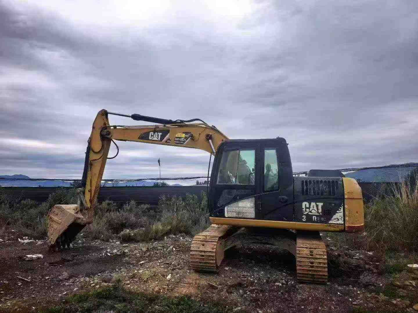 Buy Caterpillar 313D Used Excavator / 2