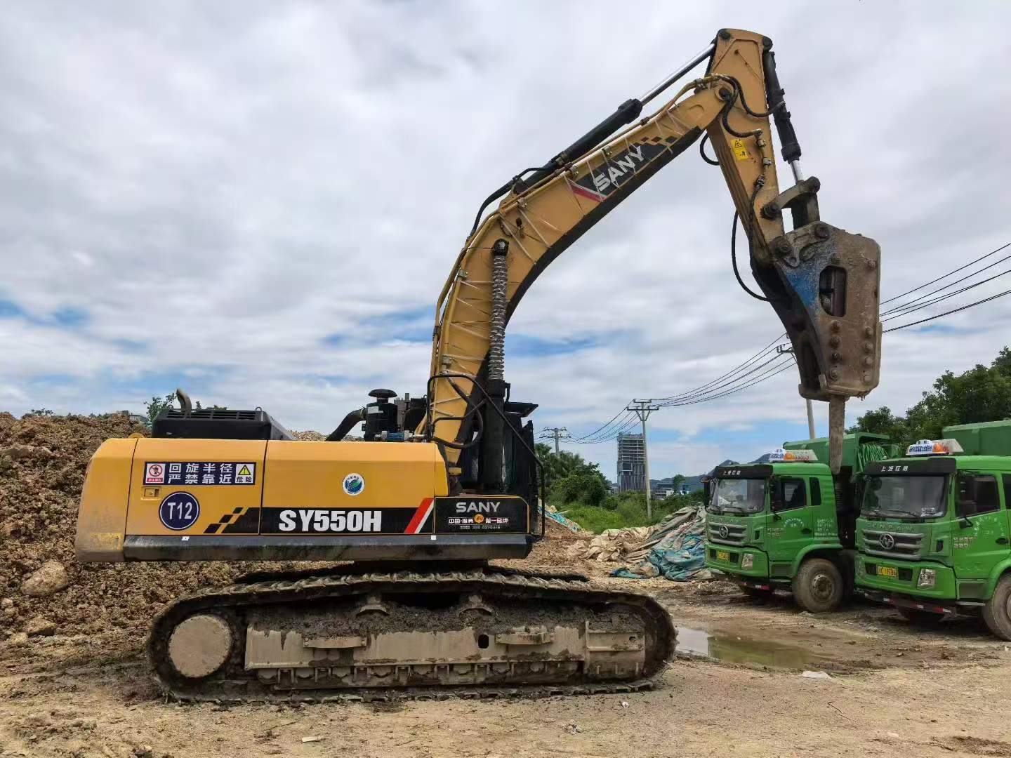 Buy Sany SY550H Used Excavator / 4
