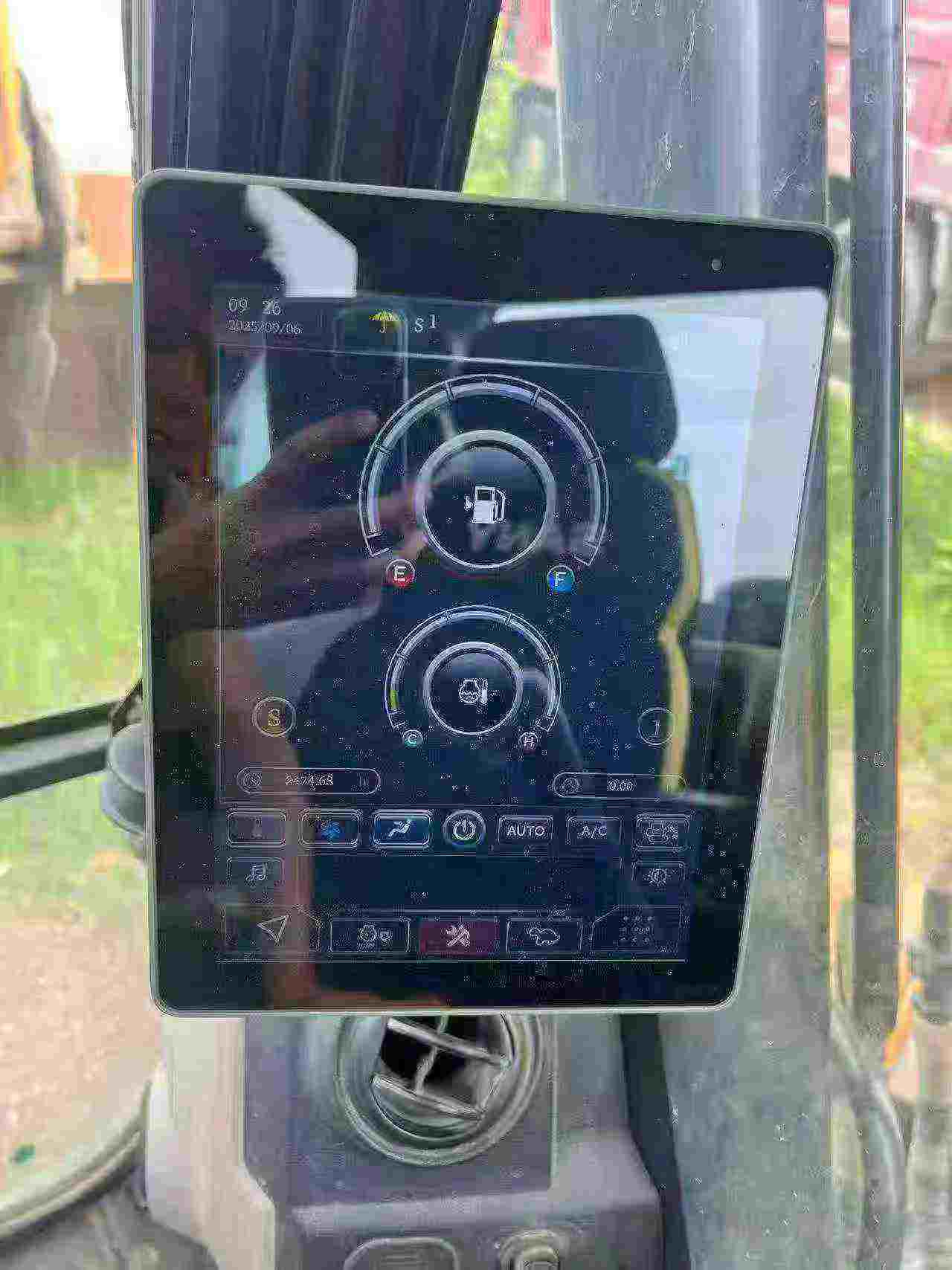 Buy Sany SY215C Used Excavator / 3