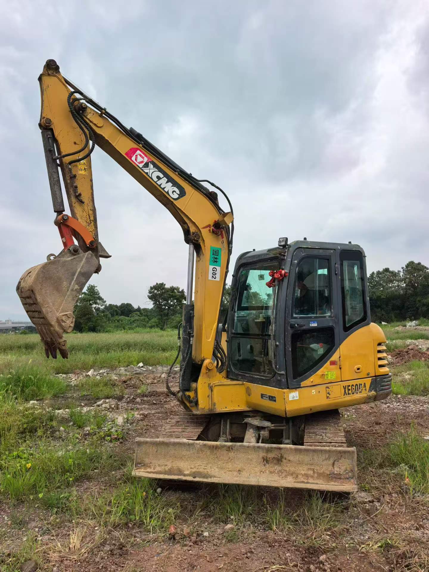 Buy XCMG XE60 Used Excavator / 2