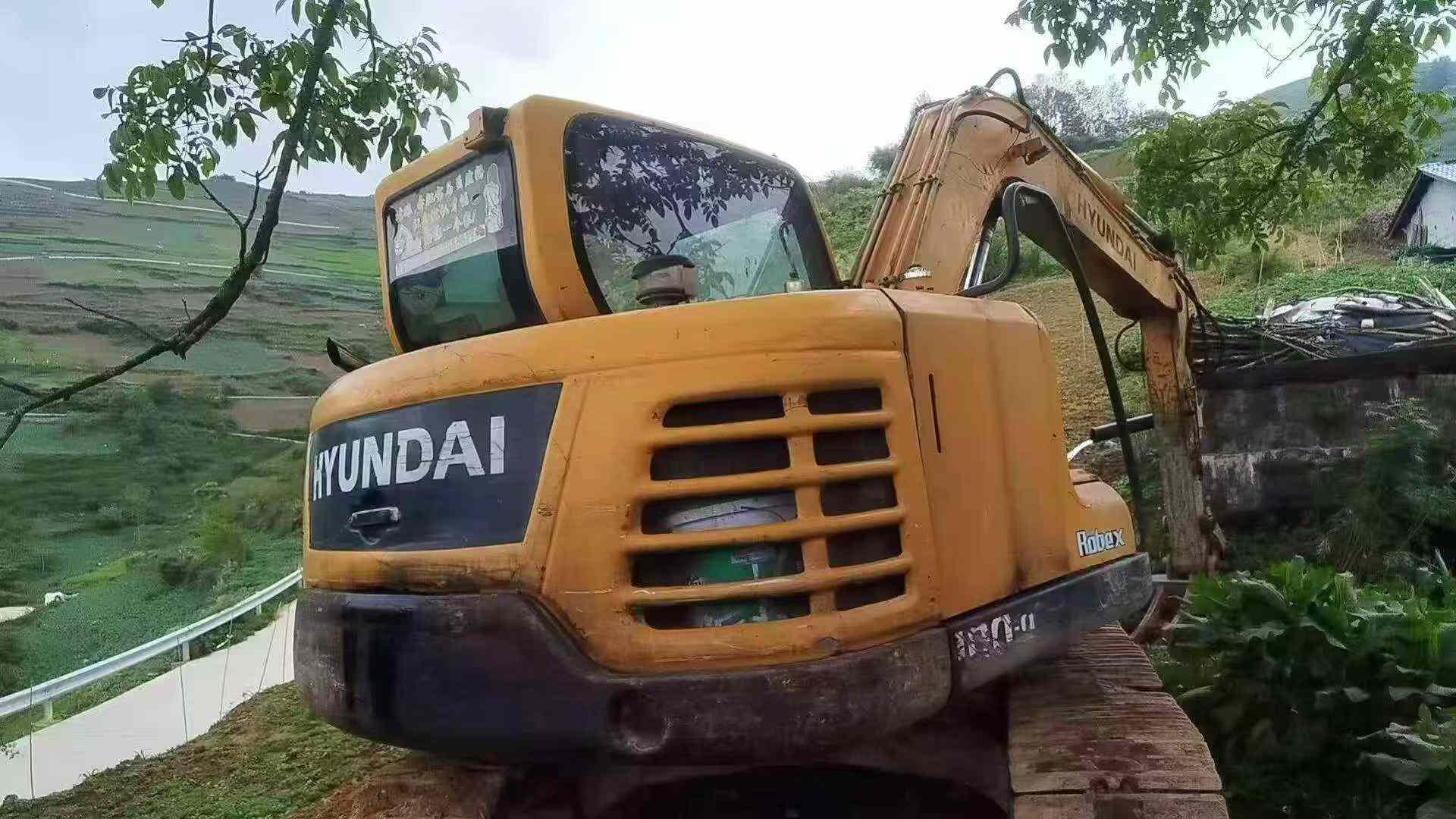 Buy Hyundai R80G Used Excavator / 3