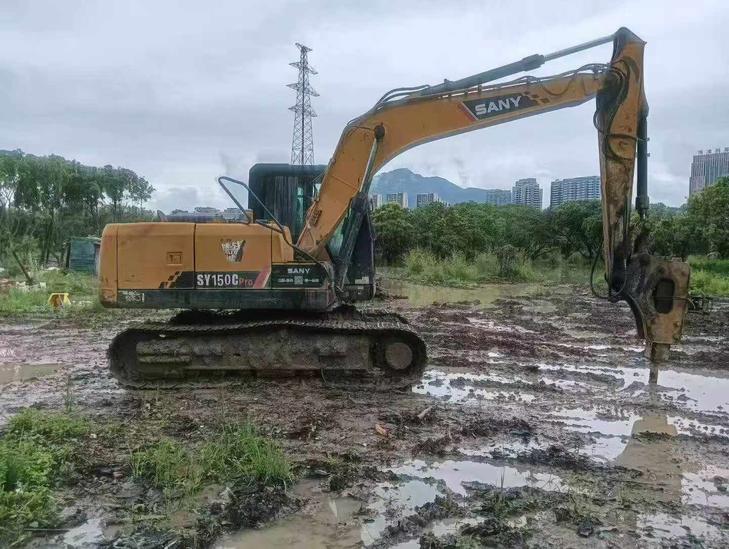 Buy Sany SY135 Used Excavator / 1