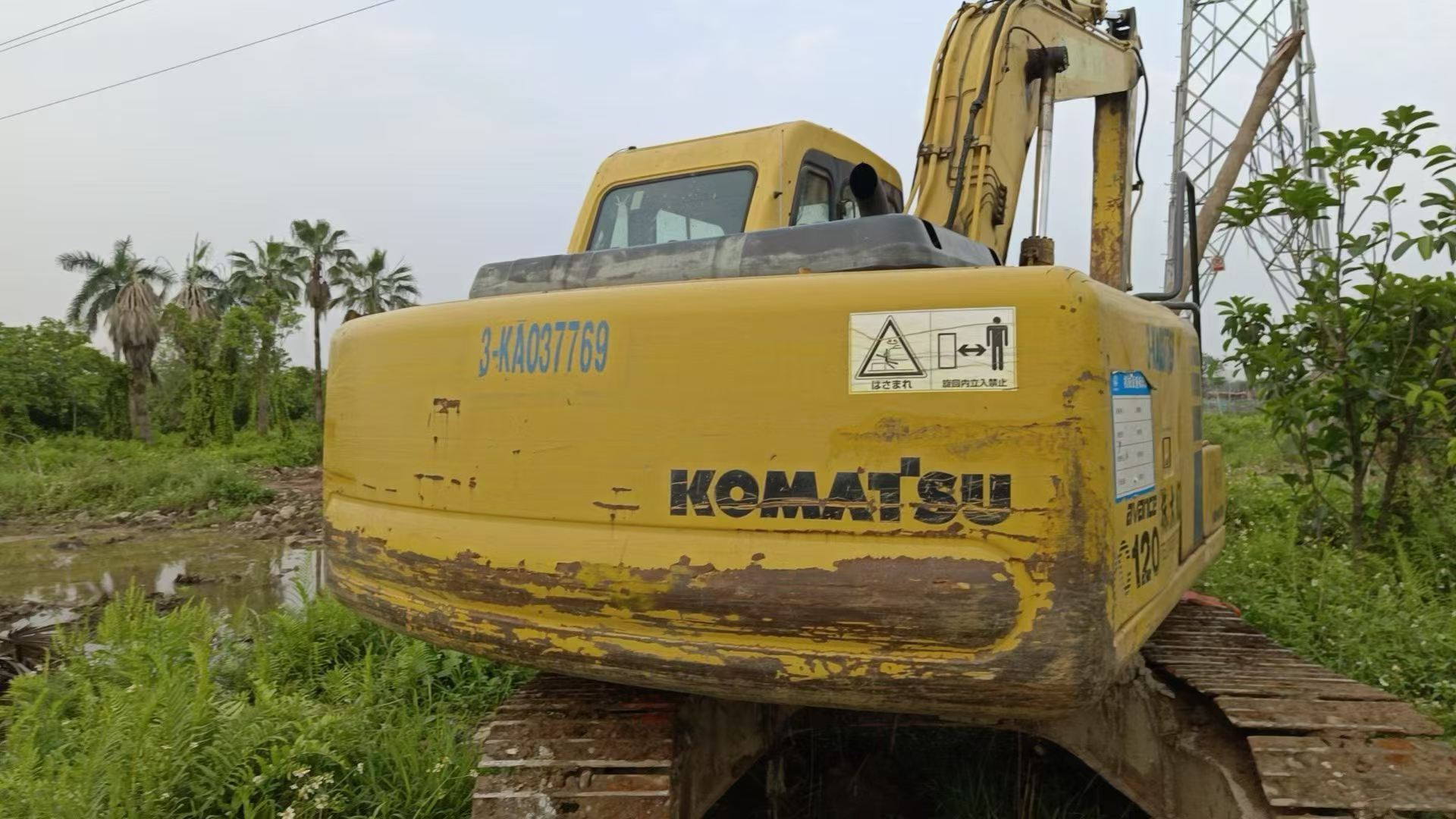 Buy Komatsu PC120-6E Used Excavator / 2