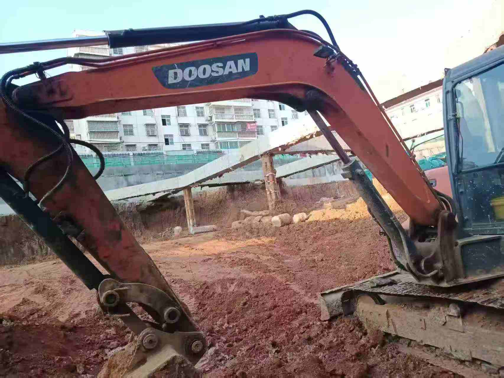 Buy Doosan DH55 Used Excavator / 4